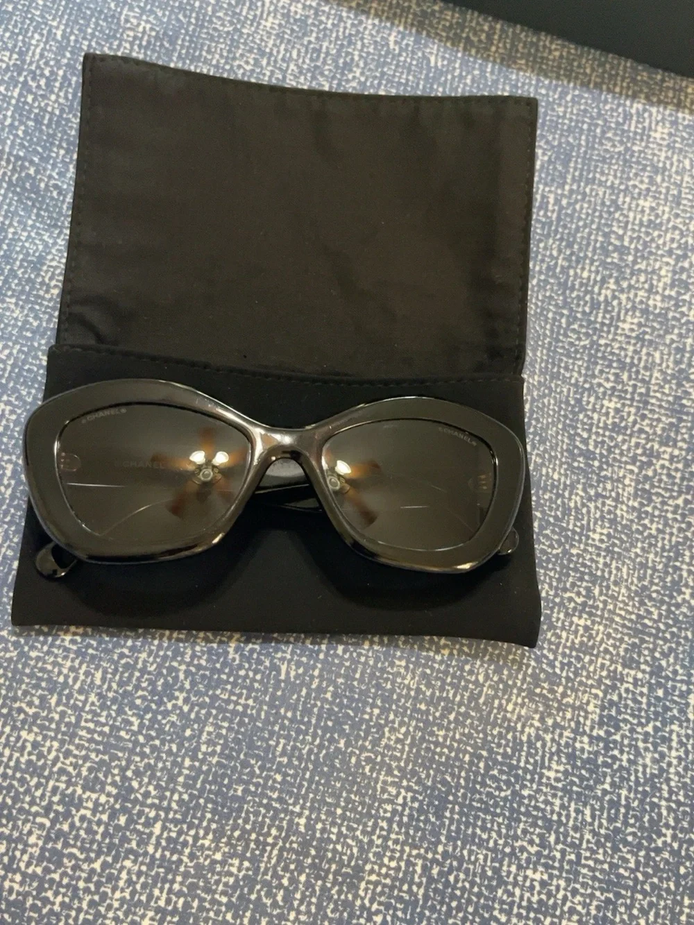 Authentic CHANEL 71668A Crystal Logo Cat Eye Sunglasses Black Gold